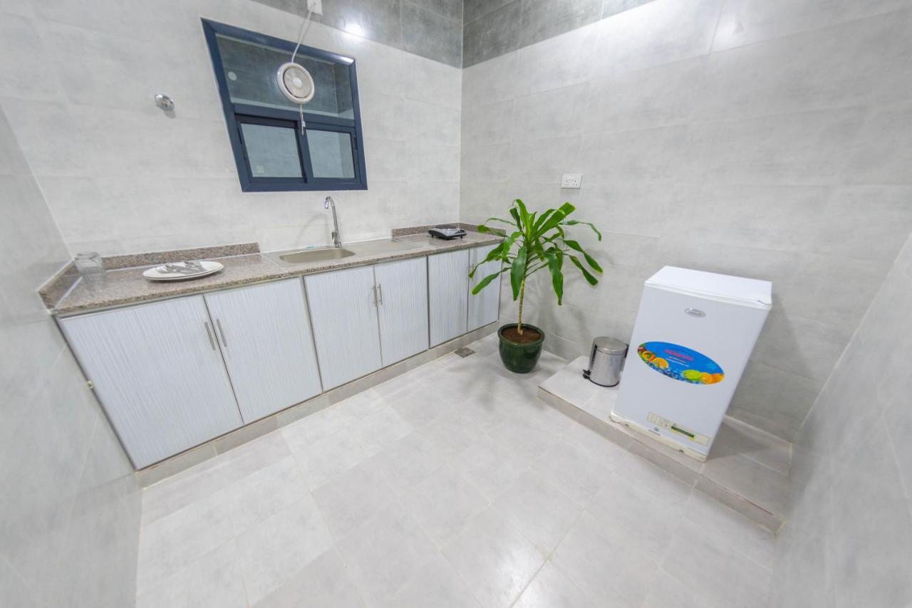 Al Sqlawi Hotel Apartment Ras al Hadd Extérieur photo
